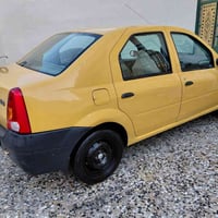 للبيع رينو موديل ٩ مكينه فرنسي جديده كير صدر جاهزه كشر مكفول من الحادث...