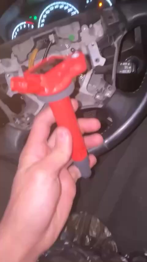 تاقم مجوەلی سور بۆ فرۆشتن سعری نازانی نامەش مەنیرە
کەلار
***********
