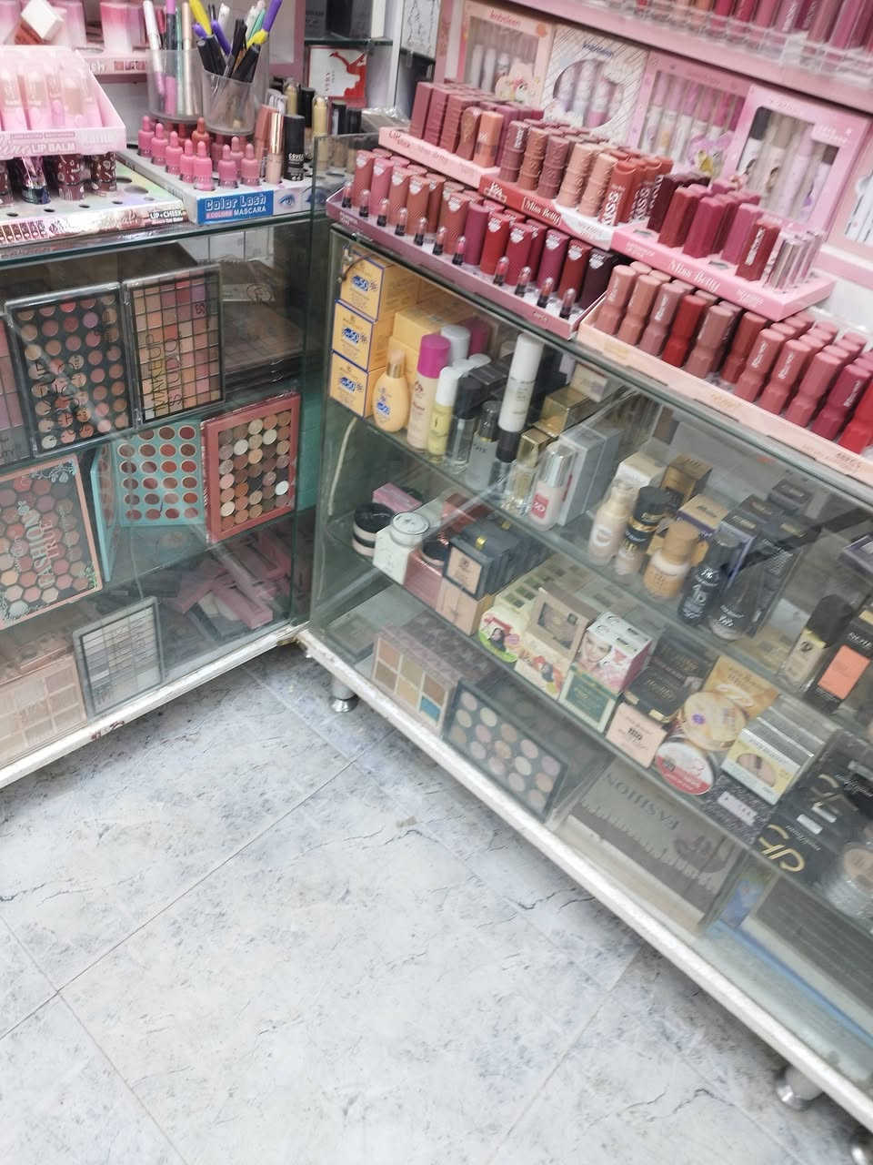 الميوره الجام البيع النزال 40
الارتفاع 90
115 طول اثنين 
90 طول اثنين


**إذا كنت صاحب هذا الإعلان وتريد حذفه لأي سبب، رجاءا أرسل رسالة إلى الدعم الفني**