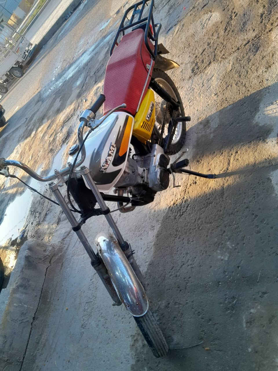 سلام عليكم اربعه كير كلك ارشه اصلي نقص عينه ولايت كامله الدراجه حلوه مكينه نضيفه ولله يشهد حاطيه بل بيت يعني مامحتاجيها سعر 300وبيها مجال للطيبين


**إذا كنت صاحب هذا الإعلان وتريد حذفه لأي سبب، رجاءا أرسل رسالة إلى الدعم الفني**