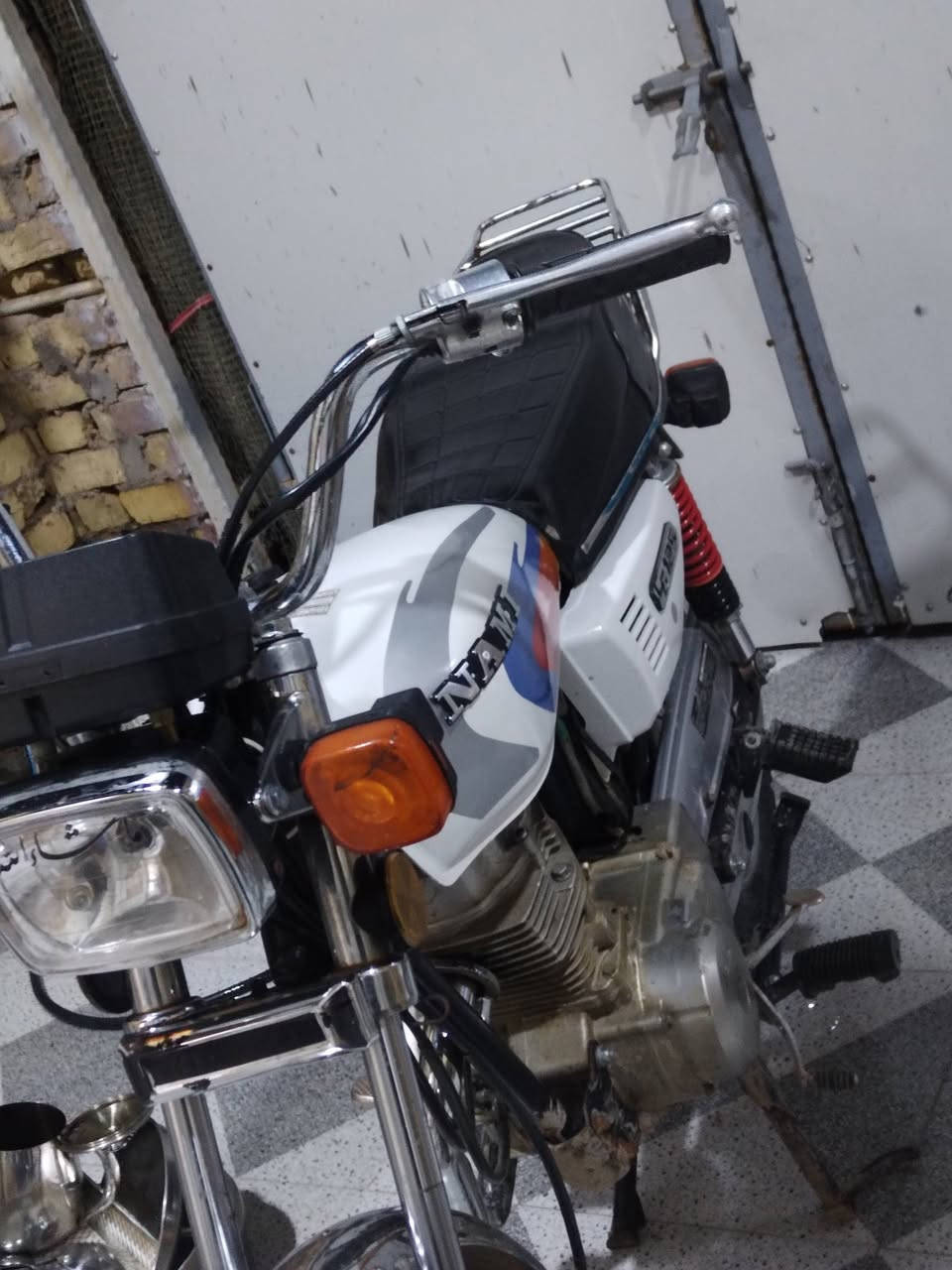 دراجه نامه للبيع
شلامجه مكفوله عشائرياً
المكان ميسان
السعر800وبيه مجال
للاستفسار الاتصال على هذا الرقم ***********
