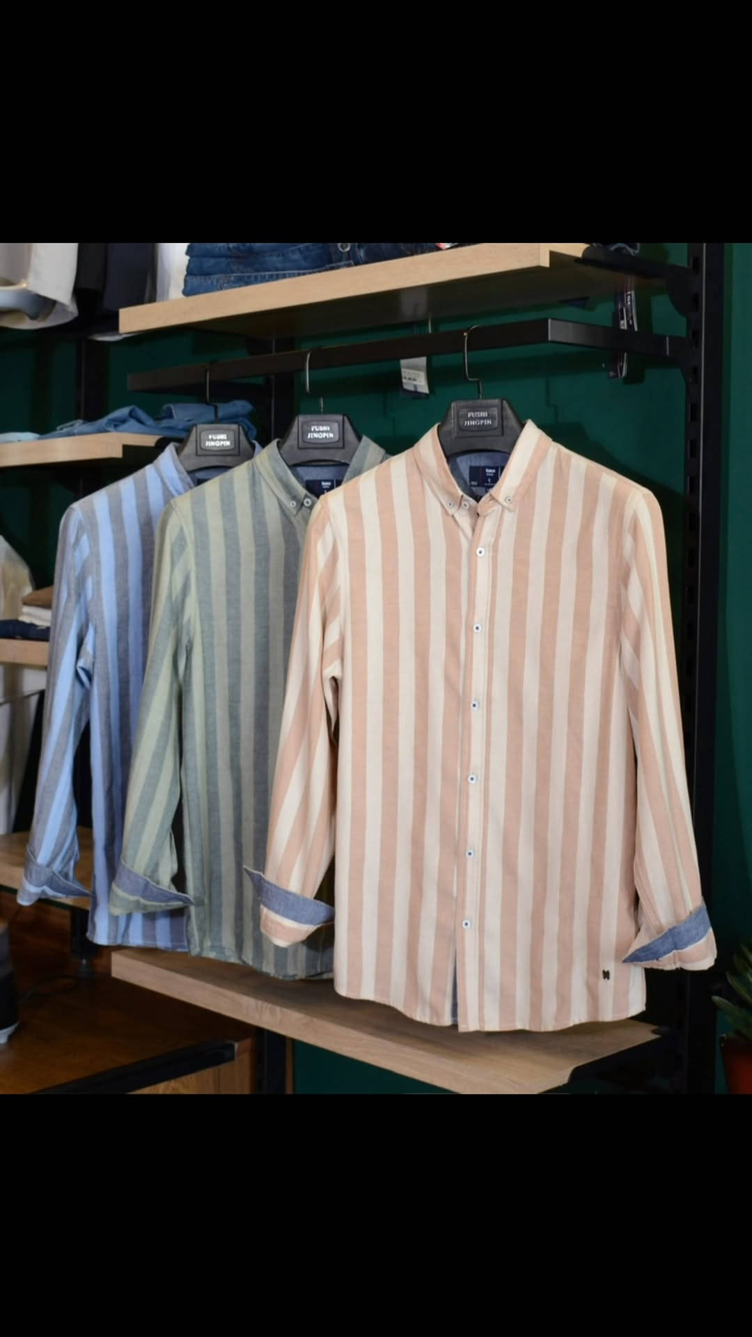 AM .FASHION
نقدم لكم احدث الستايلات العالميه.♦️👔💼
‏‎العنوان :بغداد _حي الأمانه_ مقابل تربيه الرصافه الثالثه 
‏‎قرب ساحه مظفر 
‏‎للحجز والأستفسار التواصل خاص 
‏‎يوجد توصيل لجميع  المحافظات
#fyp #ازياء #f #trending #tiktok


**إذا كنت صاحب هذا الإعلان وتريد حذفه لأي سبب، رجاءا أرسل رسالة إلى الدعم الفني**