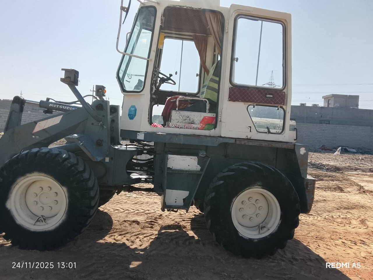 سلام عليكم شفل للبيع مستيبوشي 500 شفل جاهز من كلشي دفع رفع خير من الله اكسنات مكفوله تار نضيف سجينه جديده قرفه جديده رقم بغداد مشروع وطني ***********   ***********
