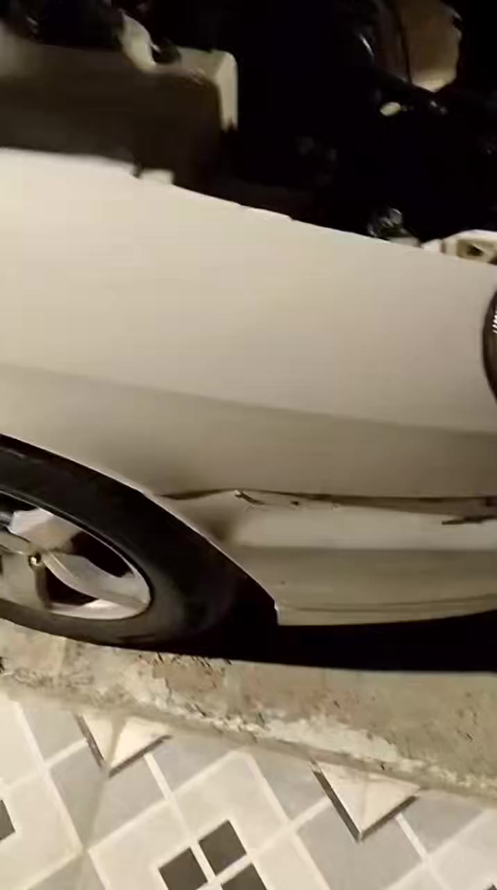 للبيع محتاجه مكينه ***********
