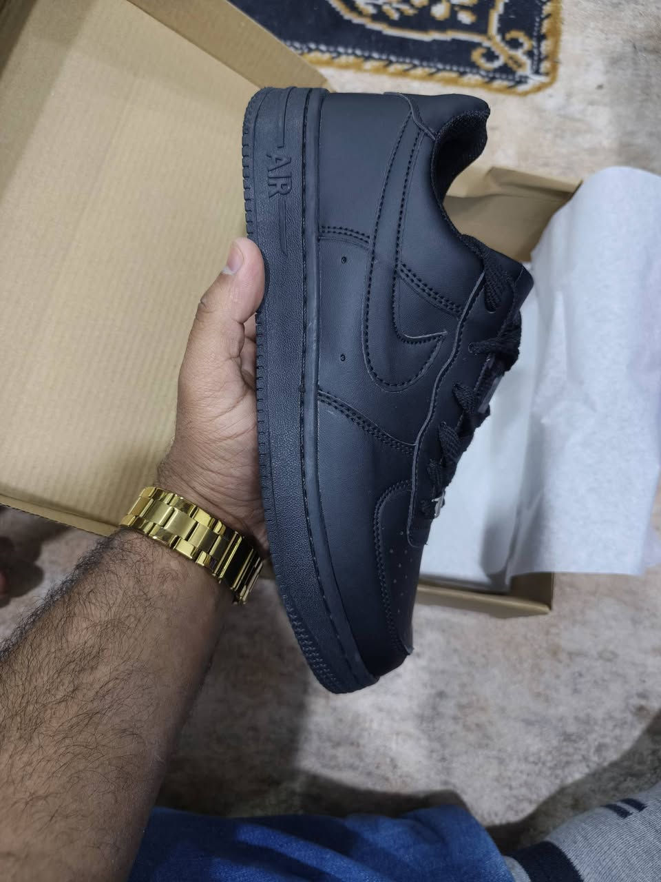 السلام عليكم شباب
Nike Air Force 
القطعه ماستر فيتنامي 
جلد 
قياس 43 
طول القدم 26.5


**إذا كنت صاحب هذا الإعلان وتريد حذفه لأي سبب، رجاءا أرسل رسالة إلى الدعم الفني**