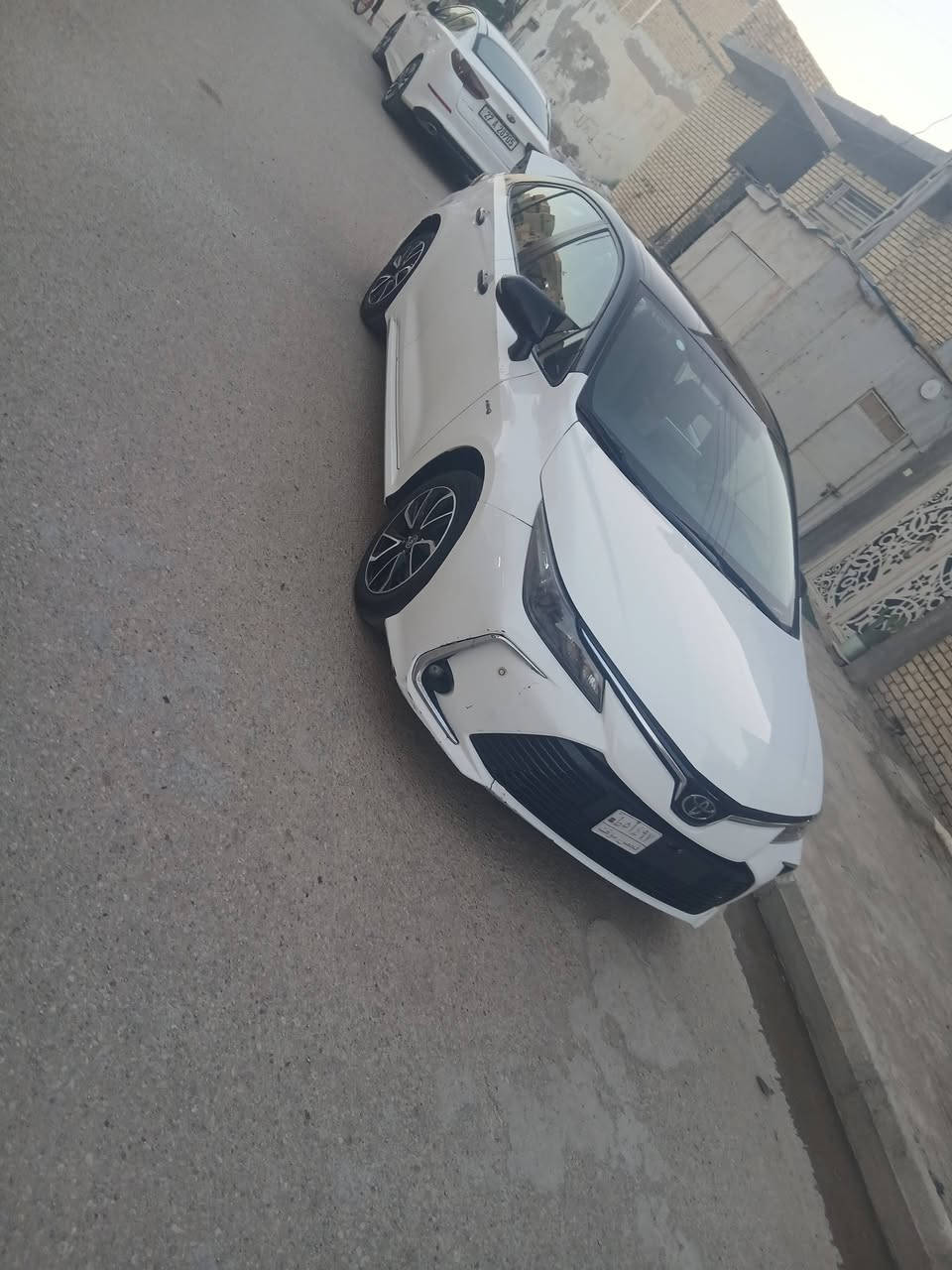 كورلا حرة موديل 2023 مكينة 1600وهذا رقمي ***********
