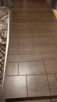 ا
السلا م عليكم
يوجد أبواب خشب
جديد تركي  أحجام  مختلة
استفسار الاتصال على الرقم
***********
