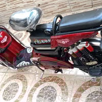 ماطور شحن • ٥ بطاريات • أربي