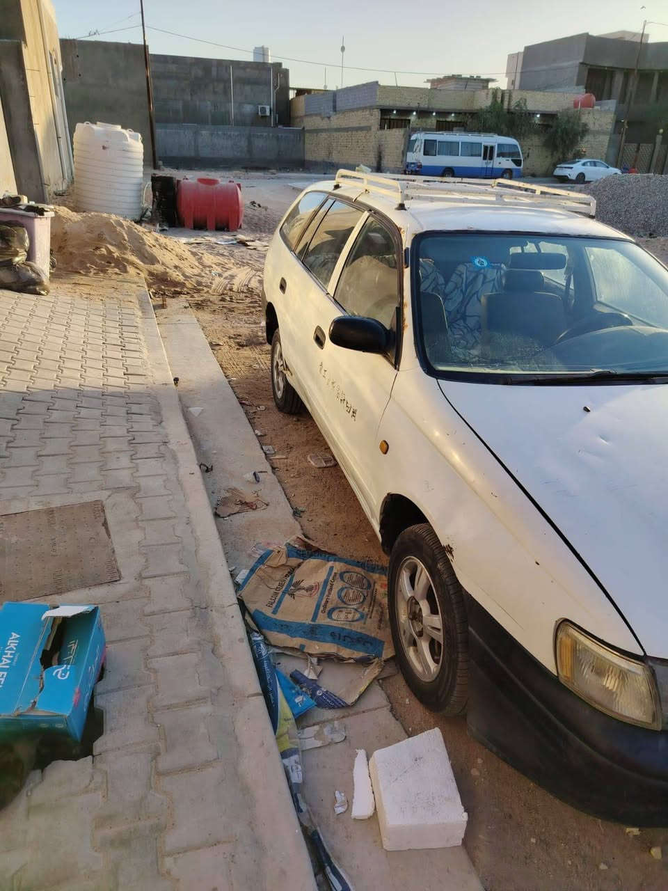 السلام عليكم سياره للبيع كالدينا ستيشن موديل 93 بيضه بأسمي سنويه جديده الهزه بعدهه ما صاقطه حلوه ما كراب دواخل تعبانه بل 27 وبيهه مجال أن شاء الله رقمي *********** بي واتس اب
