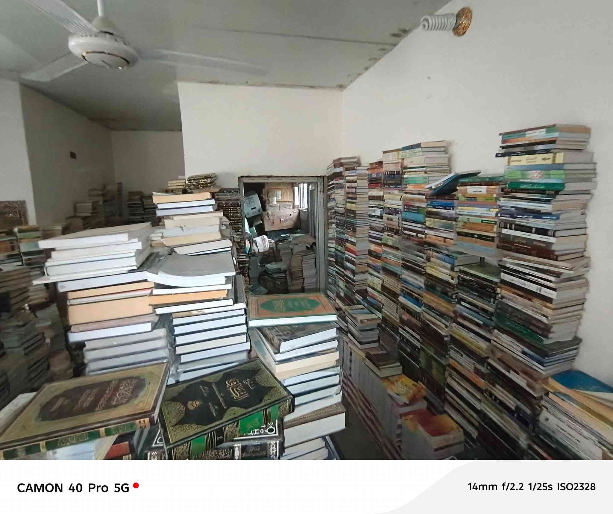 تصفية مخزن كتب – لفترة محدودة 🔥
📚 كتب علمية، أدبية، دينية، تاريخ، فلسفة، اجتماع
📦 كميات كبيرة – أسعار تصفية 
✅ اللي ياخذ كميات كبيرة له سعر أقل بكثير
يوجد بيع كارتون يحتوي على50كتاب أو اكثر
📩 مراسلة/***********
مستعجل جدا
العنوان/كربلاء حي العامل خلف جامع أهل البيت

