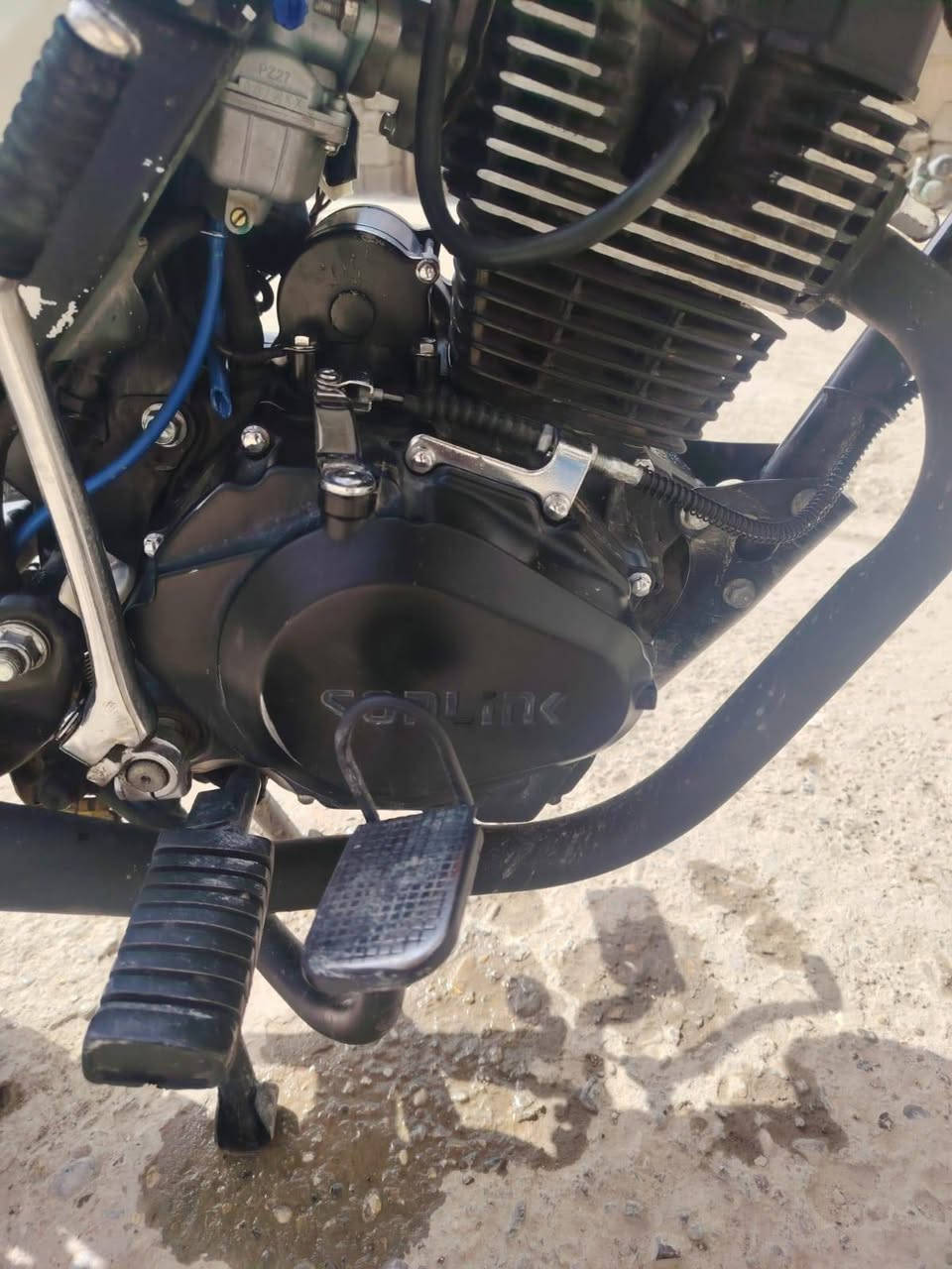 السلام عليكم عندي دراجه سونيك ماكس. دراجه نظيفه وما ناقصها شيء اللي يريد يعيش بيها ماكينه كلش حلوه برغى ما مفتوح بيها مكاني بغداد السعر 750 وبيها مجال للشراي دراجه نظيفه *********** رقم بس واتساب
