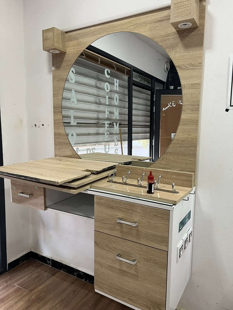 بسم الله على بركة الله
نظاف بزاف ومخدمينش بزاف  جيجل 

عيط مولاهم 0659040252


**إذا كنت صاحب هذا الإعلان وتريد حذفه لأي سبب، رجاءا أرسل رسالة إلى الدعم الفني**