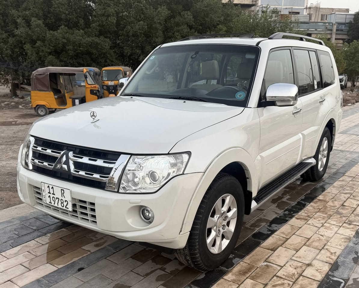 باجيرو حبتور موديل 2014
محرك 3500كير مكفولات
فور ويل 7راكب تبريد 3قطع
تخم تاير جديد صدر كله جديد
فول موصفات بنرامه دمامات مري 
شفط فول سياره مكفوله وجديد
سعر169وبيهامجال حك جيه
بغداد***********
