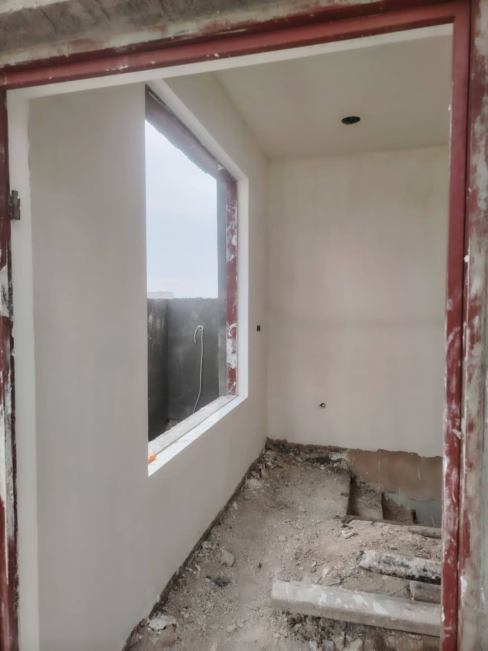 جص وبياض وتشميع شغل درجه اولى متفرغ حالين كادر كامل جاهز وبكاني العبيدي ***********
