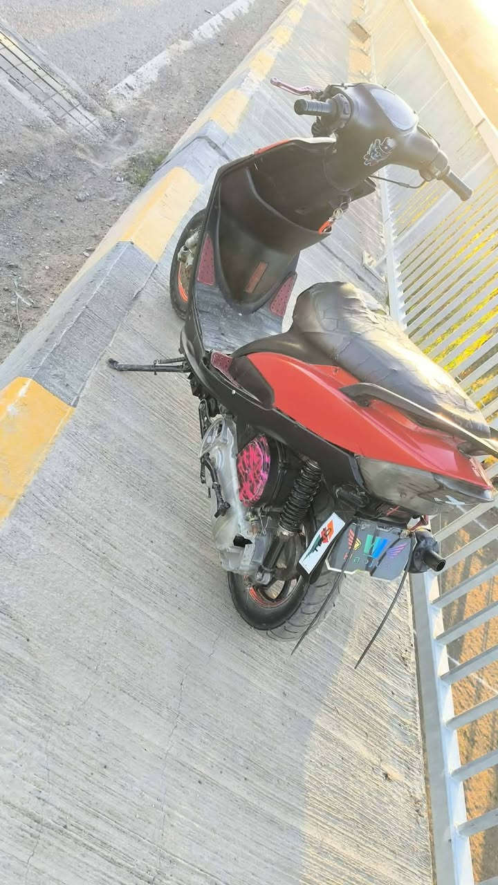 السلام عليكم
للبيع ماكس عدله 120
كهربائيات كلشي شغال نكره سلف 
بوشه 49 بلادي 
السعر 400 وبيه مجال 
ملاحضه: مستعجل ع بيعته 
***********اتصال +واتس
