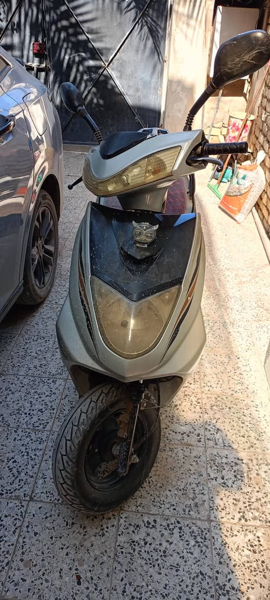 السلام عليكم 👋
دراجه سكنس نضيفه 100/99👍
الدراجه خير من الله شلعه ومعدل 
الدراجه مابيه اي نقص وقويه 
كهربائيات شغاله من سلف واشاير 
العنوان/ ديالى بعقوبه خريسان
السعر/425وبيه مجال للطيبين 
الرقم/***********
