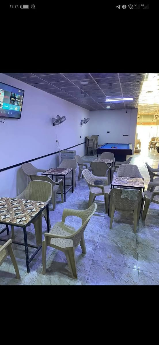 السلام عليكم
{ فرصه استثمارية}
بناية تجارية للبيع او مراوس المساحه 200 متر عباره عن قاعه طابقين ومحلات عدد2 الواجه 9 متر نزال 21 الوارد الشهري 1450 مليون واربعمائه وخمسون  طابو صرف زراعي سند 25 العنوان كميره قرب الجزيره السياحيه ويرهم مراوس هم  تفاصيل أكثر المراسله خاص او الاتصال على الرقم *********** وشكراَ للجميع
