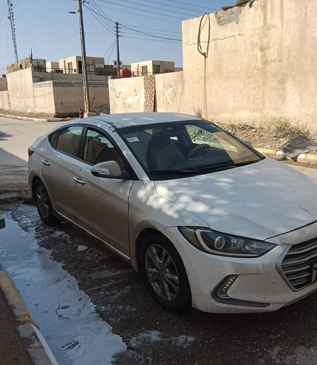 عندي انترة لبيع موديل 18 رقم ميسان دولي حرة تحويل ثاني يوم مواصفات نص فول ثلاث انظمة قيادة اربعة دسك مكينة كير مكفولة بدنة شواصي مكفولة تدفة تبريد رقم الهاتف *********** ماجاوب خاص فقط على الرقم اتصل ودلل فقط تحكم جهتين شاشة كبيرة تخم تاير حدادية
