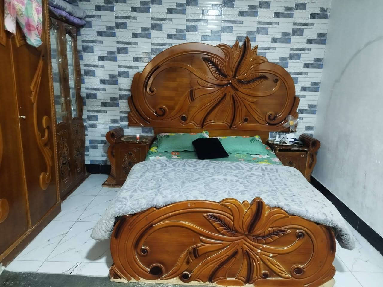 غرفة للبيع ب٥٠٠ وبيه مجال


**إذا كنت صاحب هذا الإعلان وتريد حذفه لأي سبب، رجاءا أرسل رسالة إلى الدعم الفني**