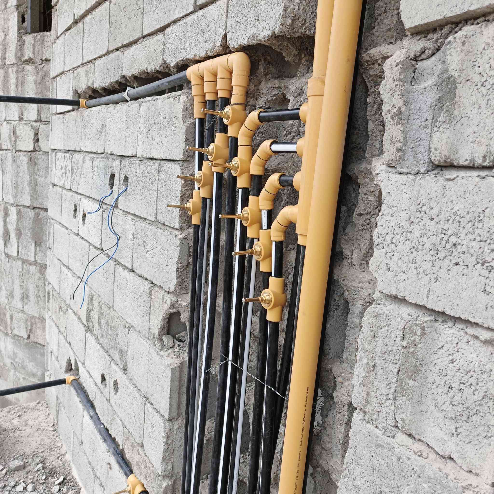 اعمال كادرنه المميز
اعمال المياه لكادرنه المميز بطريقة مرتبه وحديثه

نظام توزيع المياه بلا نقطاع ( البطاريه )

عمل حمامات سويت بنظام المرشات

للحجز والستفسار

*********** اتصال او واتساب
