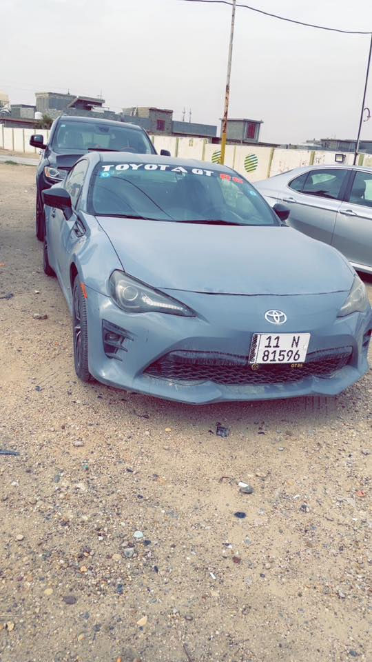 السلام عليكم
Toyota gt86 

2018 موديل 

ماشية45 الف ميل 

كير اوتو 

مكينة 4 سلندر 2000 boxer 

ضربتها جاملغات وباب عكس السايق 

صور الحادث موجودة بالمنشور
سياره مكينه كايمه ابيعها 
بيع او مراوس 
رقم تلفون ***********
