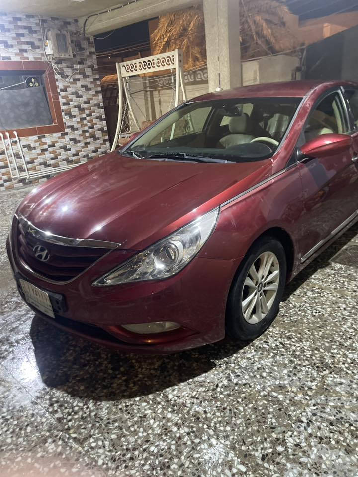 سلام عليكم سوناتا ٢٠١٣وارد امريكي سياره المكينه مبدله٢٠١٩والمكينه ماشيه ١٠.٠٠٠يعني جديده وسياره حادثه من امريكا باب وبلعراق بنيد مبدل والتكمه جارده والساره نظيفه مال بيت ماشيه١٧٠.٠٠٠ الف السياره رايده💸١٢٠ ورقه وبيه مجال للشراي مكاني حله حي العسكري تعال بيك خير وتدلل***********
