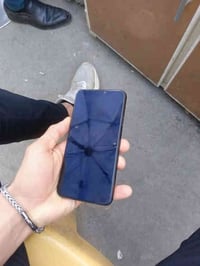 ايفون 11 ابرو ماكس حيل نضيف ذاكره 256 بطاريه 84 مستبدل شاشه من الوكاله...