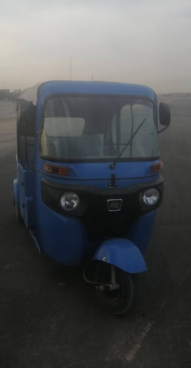 تكتك موديل 22 بيها لغد و صحفه جانت بالحجز للبيع سعر7900 بيها مجال بصيط مكاني بغداد *********** او مراوس بلون اسود وطي فرق عادي
