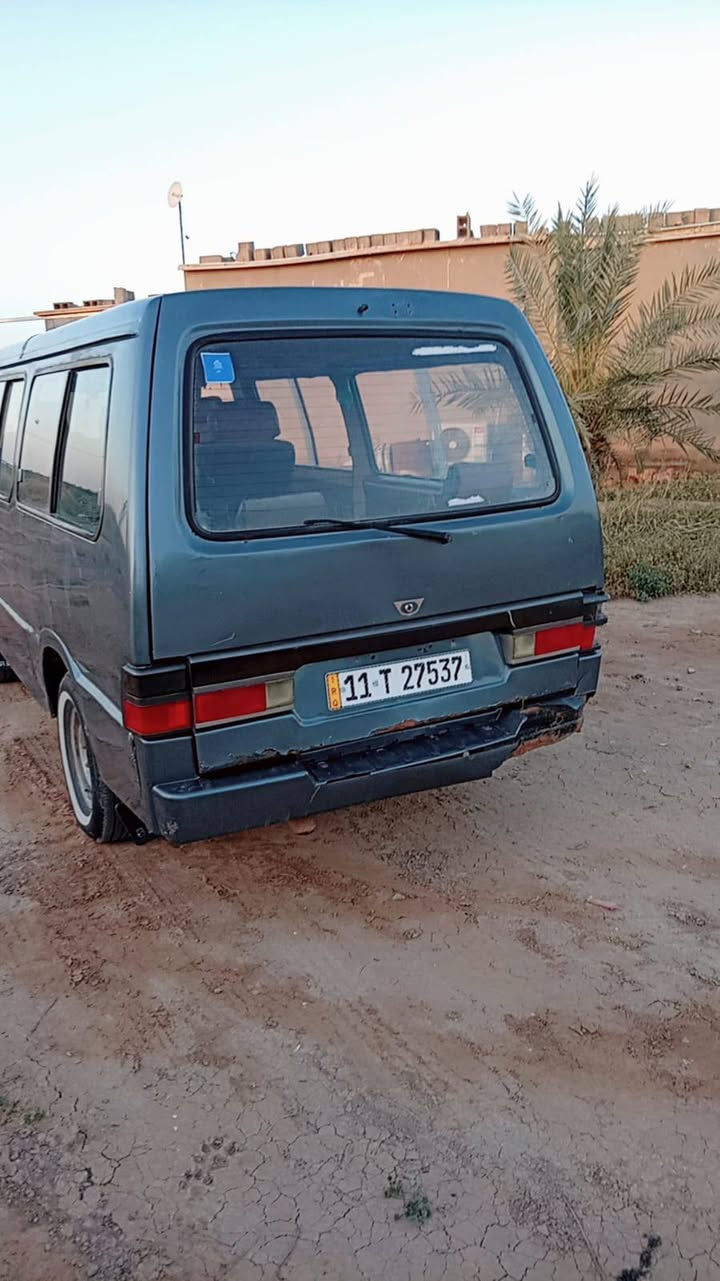كيا بستا موديل 94للبيع مكلف بالنشر مكان بغداد رقم ***********
