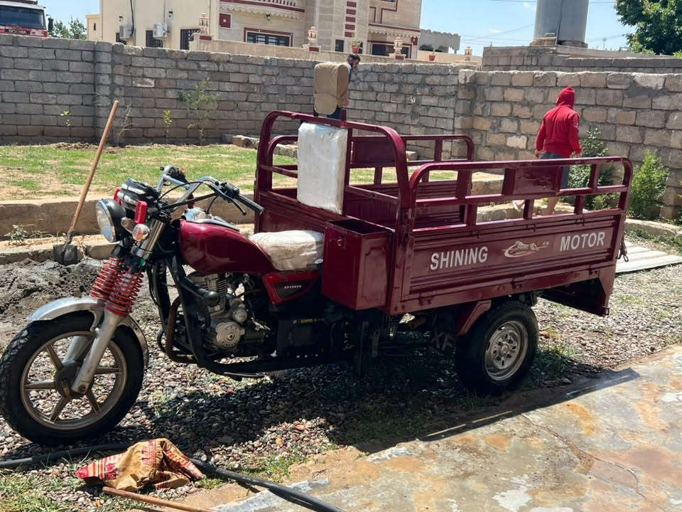 وان الجناي ستوتا موديل 20/محرك 23 ما مفتوح كهربائيات كلو شقال نكرا سلف منفيس موجود شاصي شرط  بودي قلاب  
؟
السعر 1250 وبيها مجال ***********
