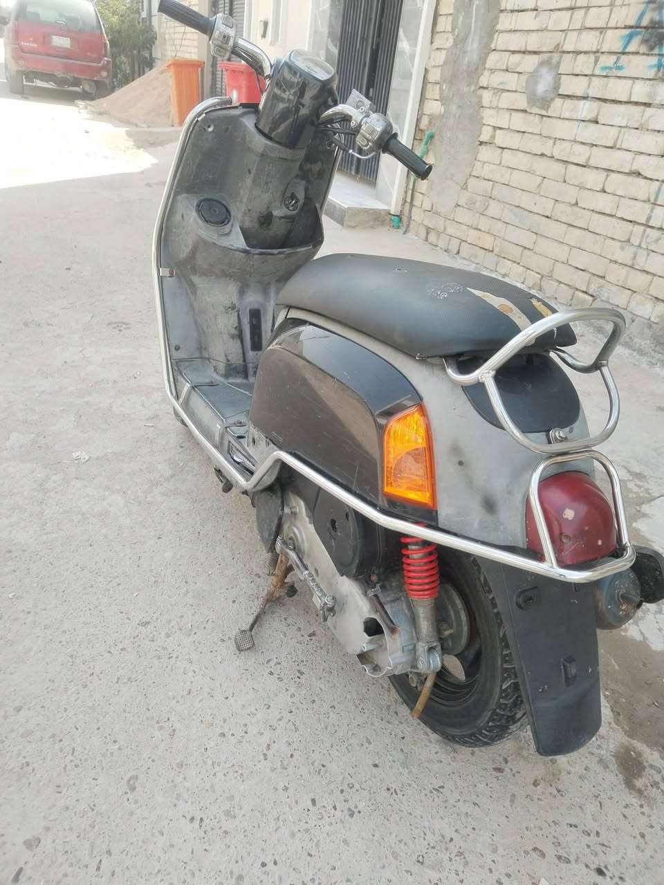 سلام عليكم  دراجة بواليس البيع دراجة كابريتر دراجة حلوة نضيفة دراجة نكرة بكل وقت نقصهة باتري السعر 550وبيهة مجال المكان بغداد الدورة البعيثة متواجد فيس


**إذا كنت صاحب هذا الإعلان وتريد حذفه لأي سبب، رجاءا أرسل رسالة إلى الدعم الفني**