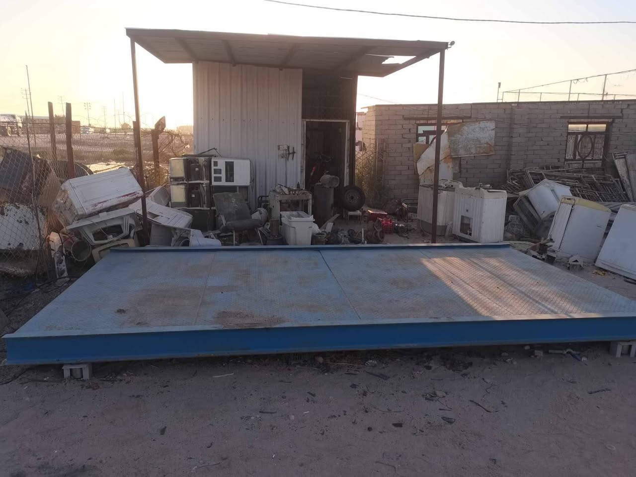 سلام عليكم كبان لبيع طول 5امتار 
عرض مترين  ونص
مكاني ناصريه شراي اتصل ***********
