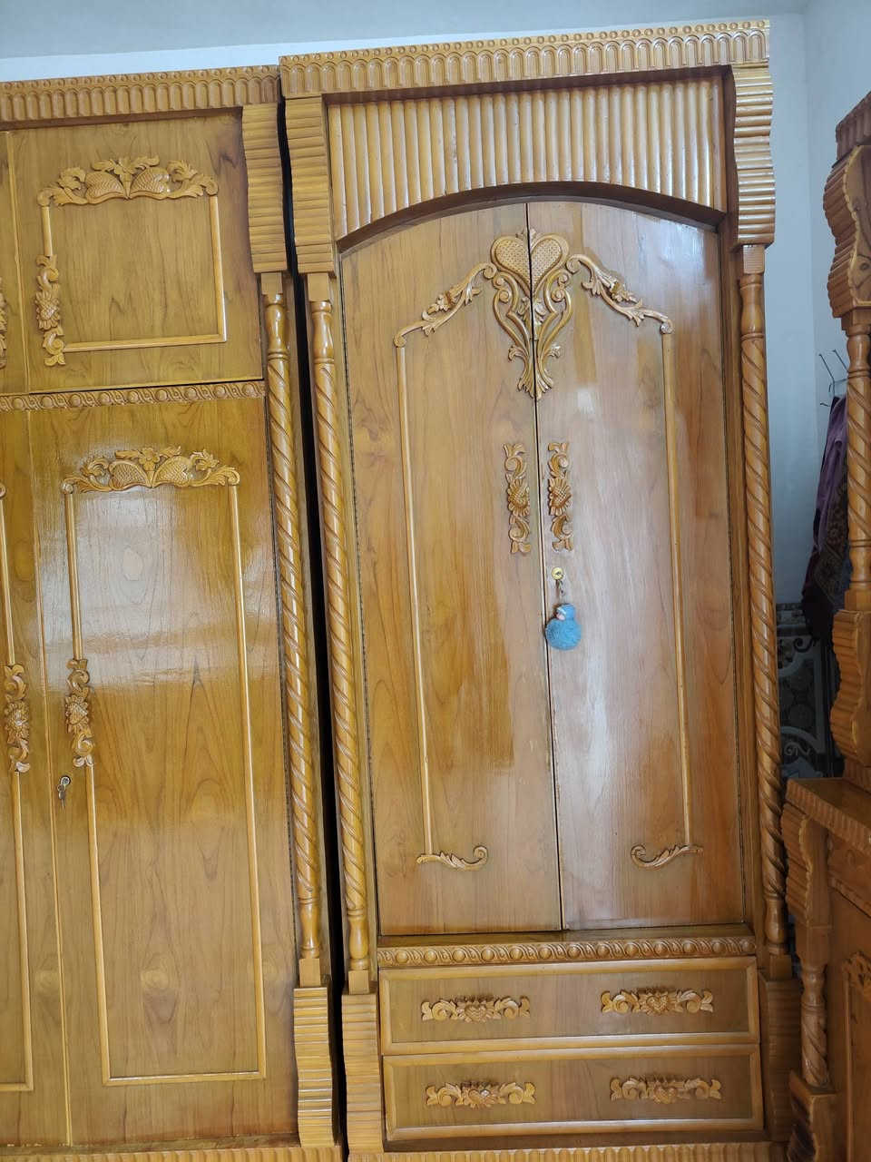 السلام عليكم غرفه اخشاب للبيع استخدام كلش قليل اخشاب جديد خشب ثقيل العنوان الموصل جانب الايمن السعر مليون 1550 بيها مجال ♥️***********♥️‏‪0774 917 7036‬‏
