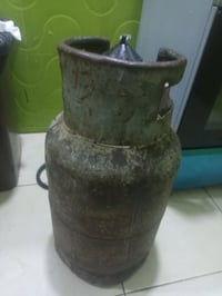 قنينة غاز • ربع غاز • زهور