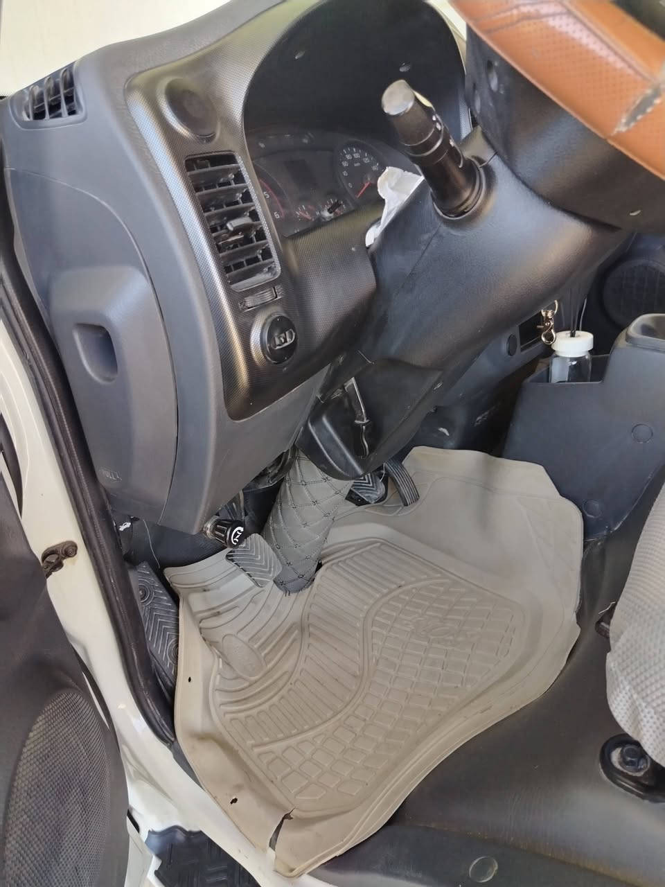 كيا عموشه دبل قماره موديل ٢٠٢٣ رقم بغداد بأسمي مكفوله كفاله عامه السعر ١٧٣ وبيها مجال
للأستفسار الأتصال على الأرقام التالية *********** او ***********
مكان السياره الأنبار الحبانيه
