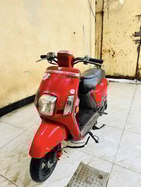 ماكس بوليس • ٢٠٠٩ • مكفولة