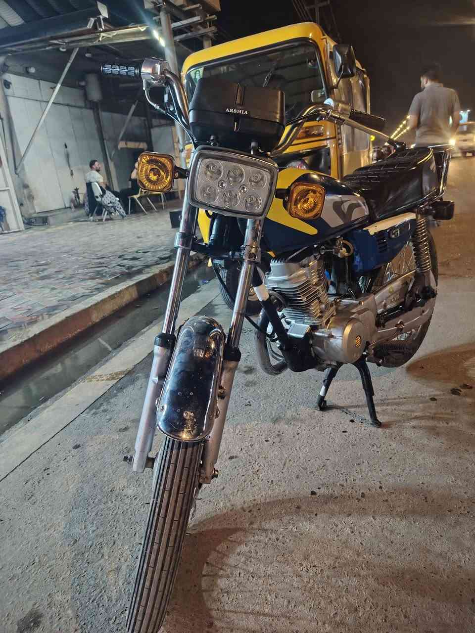 ايرانيه بدون مبدل ولفات مكينه خرسه دراجه ماناقصها شي كهربائيات كلها شغاله مراوس بماكس او بيع خاص او واتساب ***********
