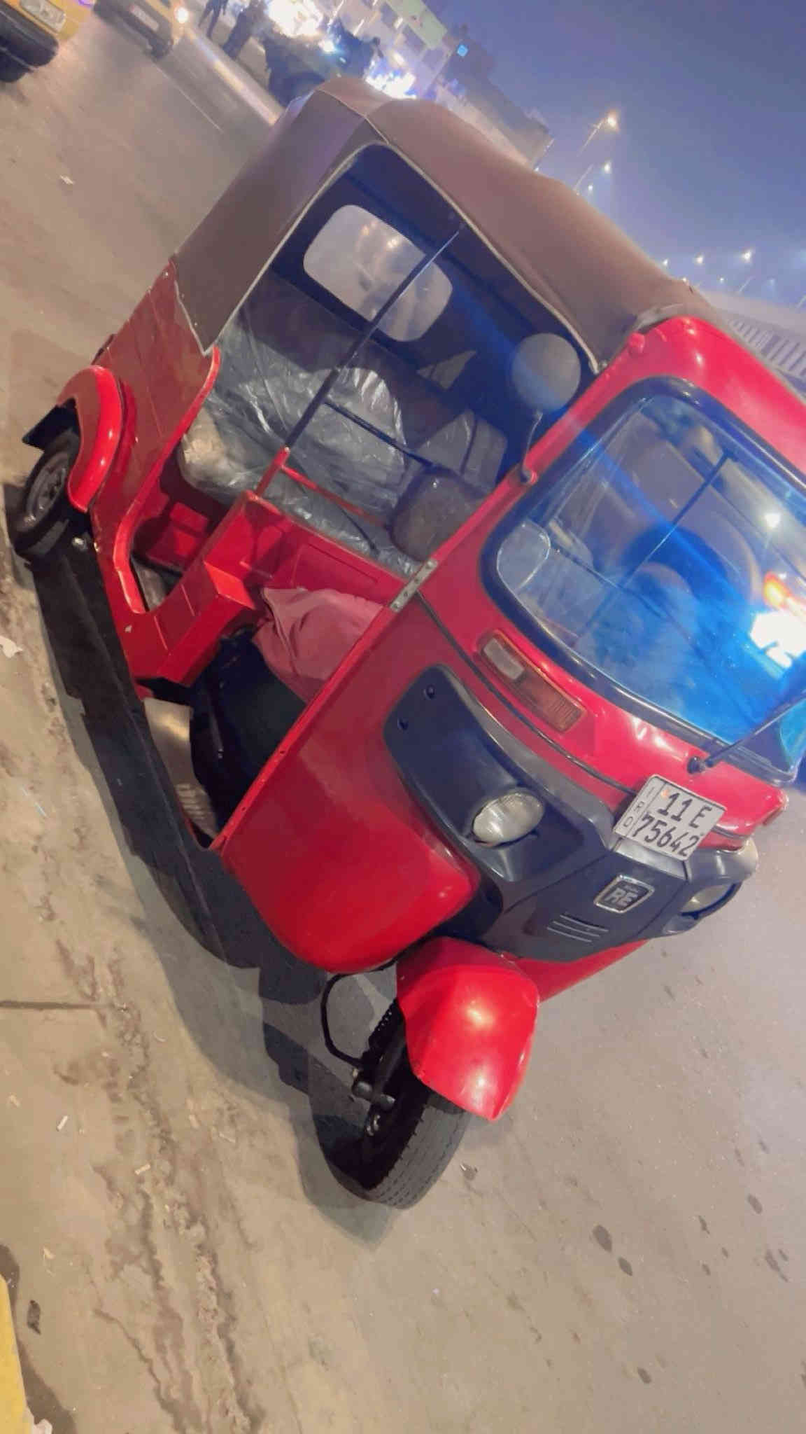 سلام عليكم تكتك البيع موديل 20 شهر12 تكتك حلوه ما معمره تكتك بيه دوسات مرقمه رقم نكليزي بغداد رشاد ***********
