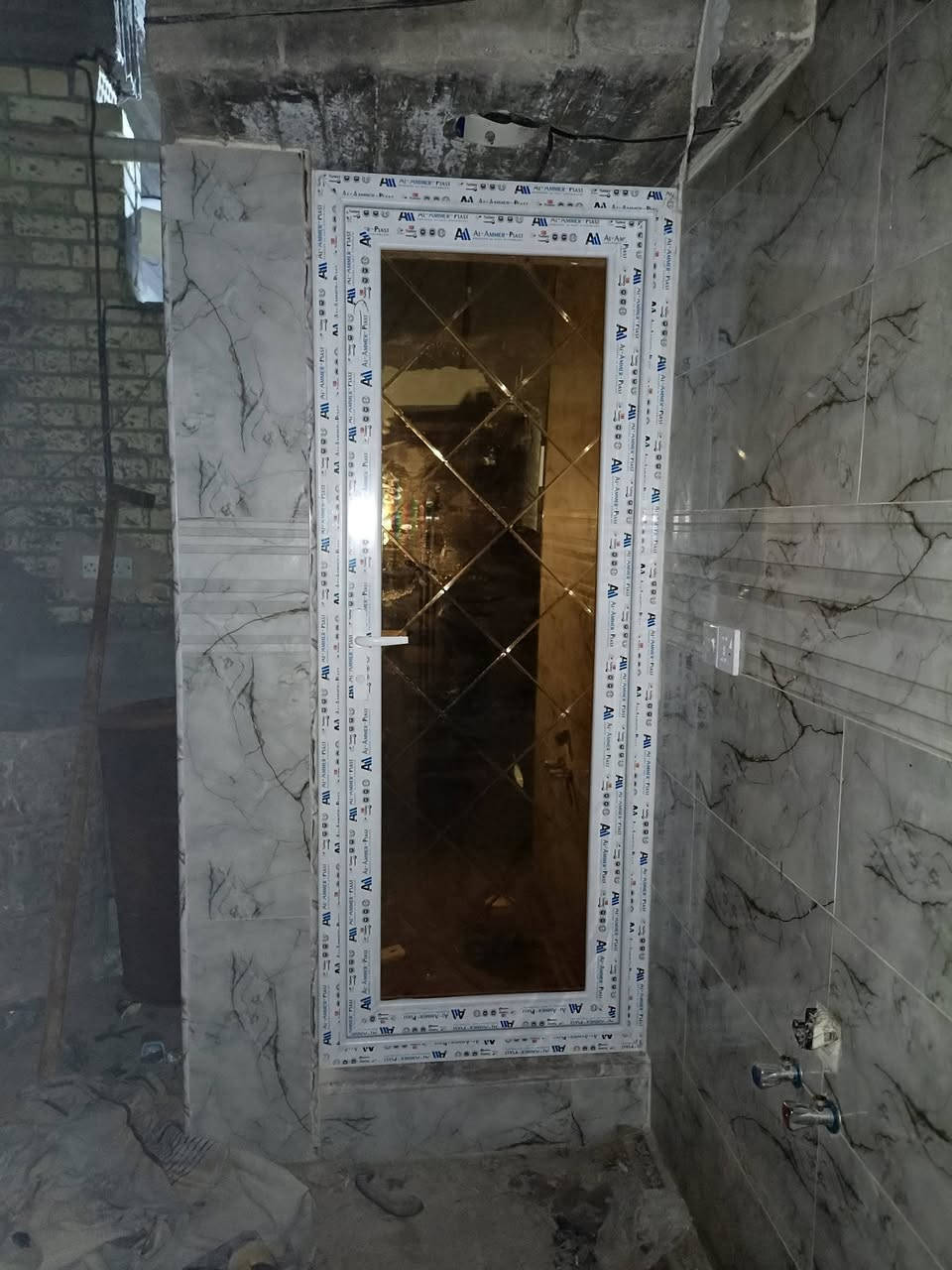 سلام عليكم بيت ليجار شارع عشرين شارع الساده ***********
