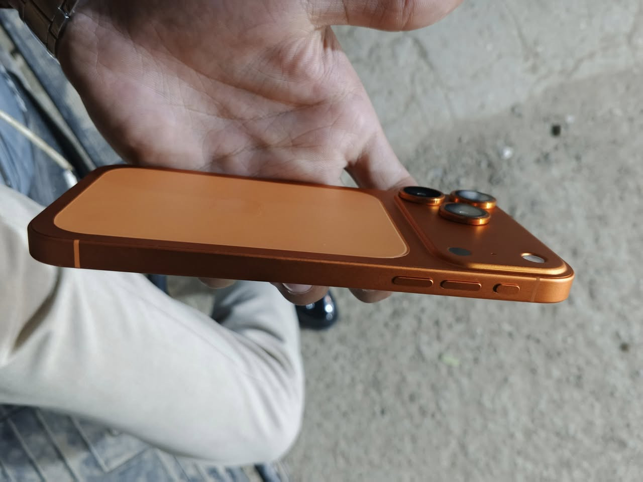 سلام عليكم ايفون 11عادي جهاز مبدا شاصي كامل 17بس شغل مرتب وفول ممبين ابد 11مبدل بطارية وشاشة فيس ايدي شغال جهاز مفول ذاكرة256سعرة 225ومتلكة 11محور بهيج سعر لوتكلب إلفيس كلة مكاني بغداد زعفرانية***********اتصل وتدلل 225وبي مجال قليل
