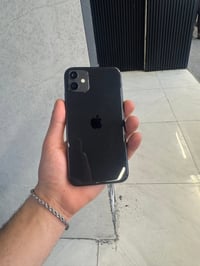 ايفون ١١ • فول نضيف • بطارية ٧٠