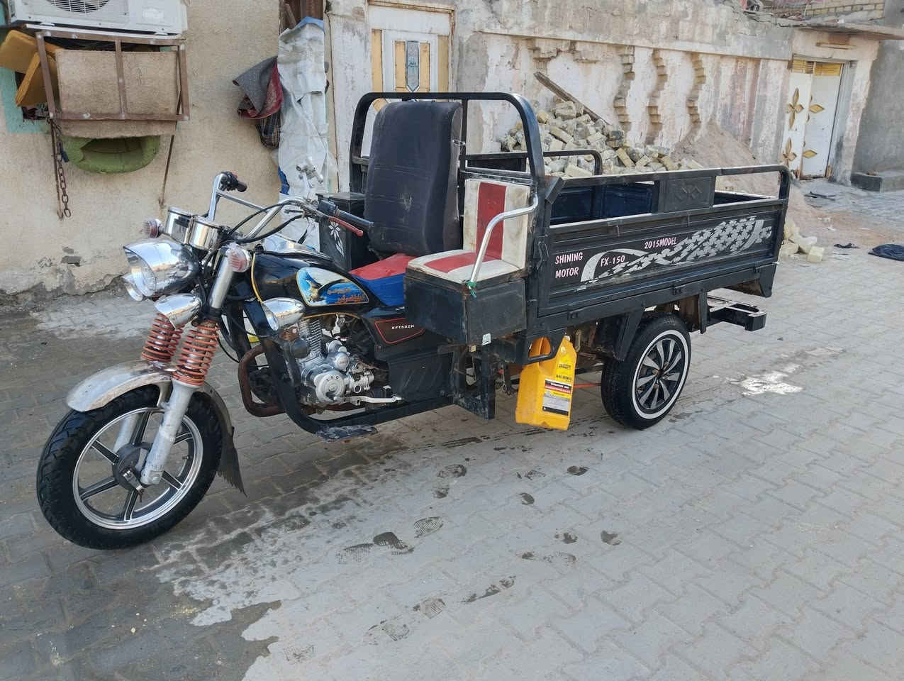 اللهم صلي على محمد والي محمد عبني جمره موديل 16 محرك 25 دراجه جاهزه من كلشي رقم الماني امداور ثاني يوم مكاني سماوه سبعه نيسان الدراجه جاهزه منكلشي شاصي ركبه فقط اخياس بلبدي اشويه مثل ما واظح بلصوره هاذه رقمي مرات مامتواجد عل فيس *********** السعر بدون ابيش 1800بيها مجال حك الجيه
