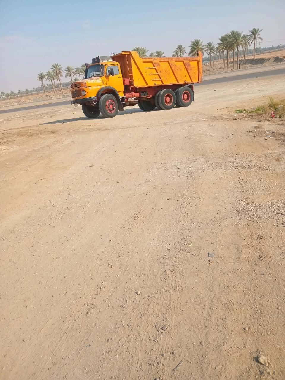 السلام عليكم البيع اقجم موديل 80سياره بلاديه بيها صبق بجم مجموعه محرك مجفت جديد جيف كير111سياره جاهزه رقم انبار لماني الشراي يتصل ***********
