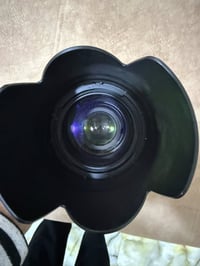 عدسة زوم • ٧٠/٢٠٠ • نيكون