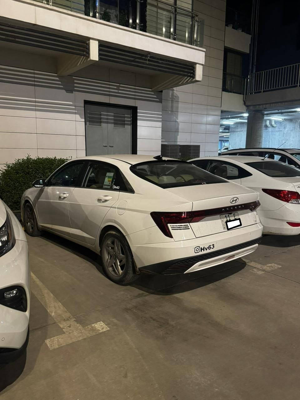 اكسنت 2024 خليجي رقم بغداد   مميز

تحكم استيرن فول 

فتحة سقف 

شاشة كبيرة 

حساس خلفي 

شاحن واير ليس 

تبريد قطعتين 

مري شفط واشاير بالمري 

ويل كب والاسبير منازل 

باقي المواصفات معروفة 

السيارة جديدة وبدون صبغ  بيهه بارد خفيف بالجاملغ السائق وتكحيل بسيط بحافة البنيد 

للبيع بسعر 14500$ بيهه مجال بسسسيط

الاتصال على هاتف ***********

العنوان /بغداد
