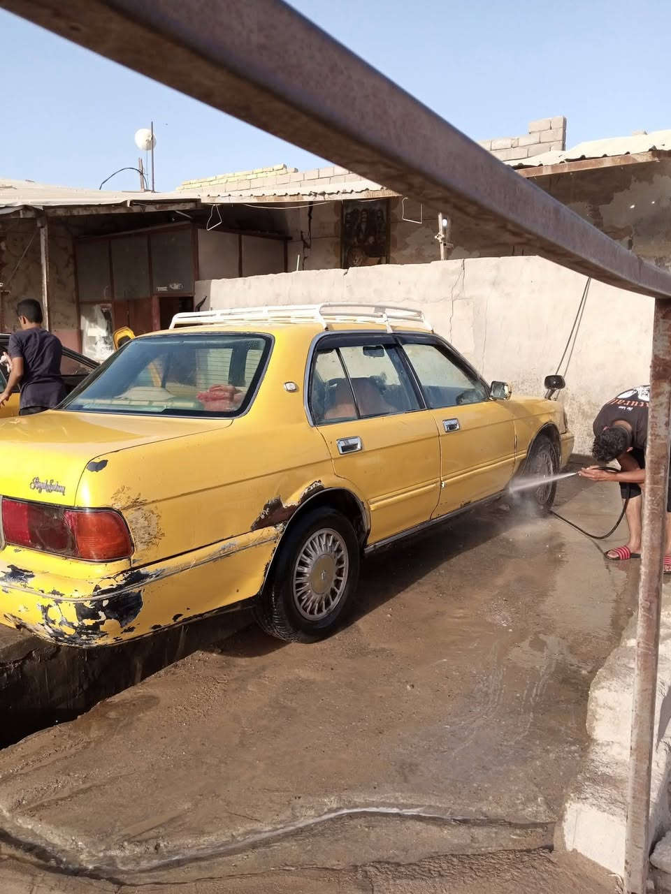 سلام عليكم من رخصة ادمن ارنب البيع مكينه كايمه سنويه منتهيه سعر 32 بيه مجال العنوان البصره الزبير  ارقم ***********
