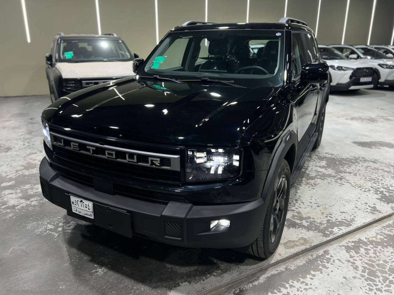 🚙 جيتور T1 Comfort موديل 2026 🔥
💰 السعر:
🔹 32,500,000 دينار بدون رقم
🔹 35,000,000 دينار مع رقم بغداد
⚙️ المواصفات:
✅ محرك 2.0 لتر تيربو (4 سلندر)
✅ قوة 254 حصان
✅ ناقل حركة أوتوماتيك 8 سرعات (8AT)
✅ عزم دوران 390 نيوتن.متر
✅ سعة خزان الوقود 70 لتر
✅ تسارع 0 - 100 كم/س خلال 8.6 ثانية
✅ سرعة قصوى 180 كم/س
✅ 5 مقاعد رحبة ومريحة
✅ شاشة وسطية 12.8 إنش
✅ شاشة عدادات رقمية
✅ دعم Apple CarPlay وAndroid Auto
✅ شاحن لاسلكي للهواتف
✅ كاميرات محيطية 360°
✅ حساسات خلفية
✅ مقاعد جلد مع تحكم كهربائي للمقاعد الأمامية
✅ تشغيل بالبصمة ودخول ذكي
✅ مثبت سرعة
✅ أنظمة أمان متعددة
🛡️ ضمان المحرك: 10 سنوات من الوكيل.
📍 شركة هارلم
📞 للاستفسار:
***********
***********
شركة الفرس الابيض لتجارة السيارات
معارض البياع الشارع المميز مجاور معرض العامري
