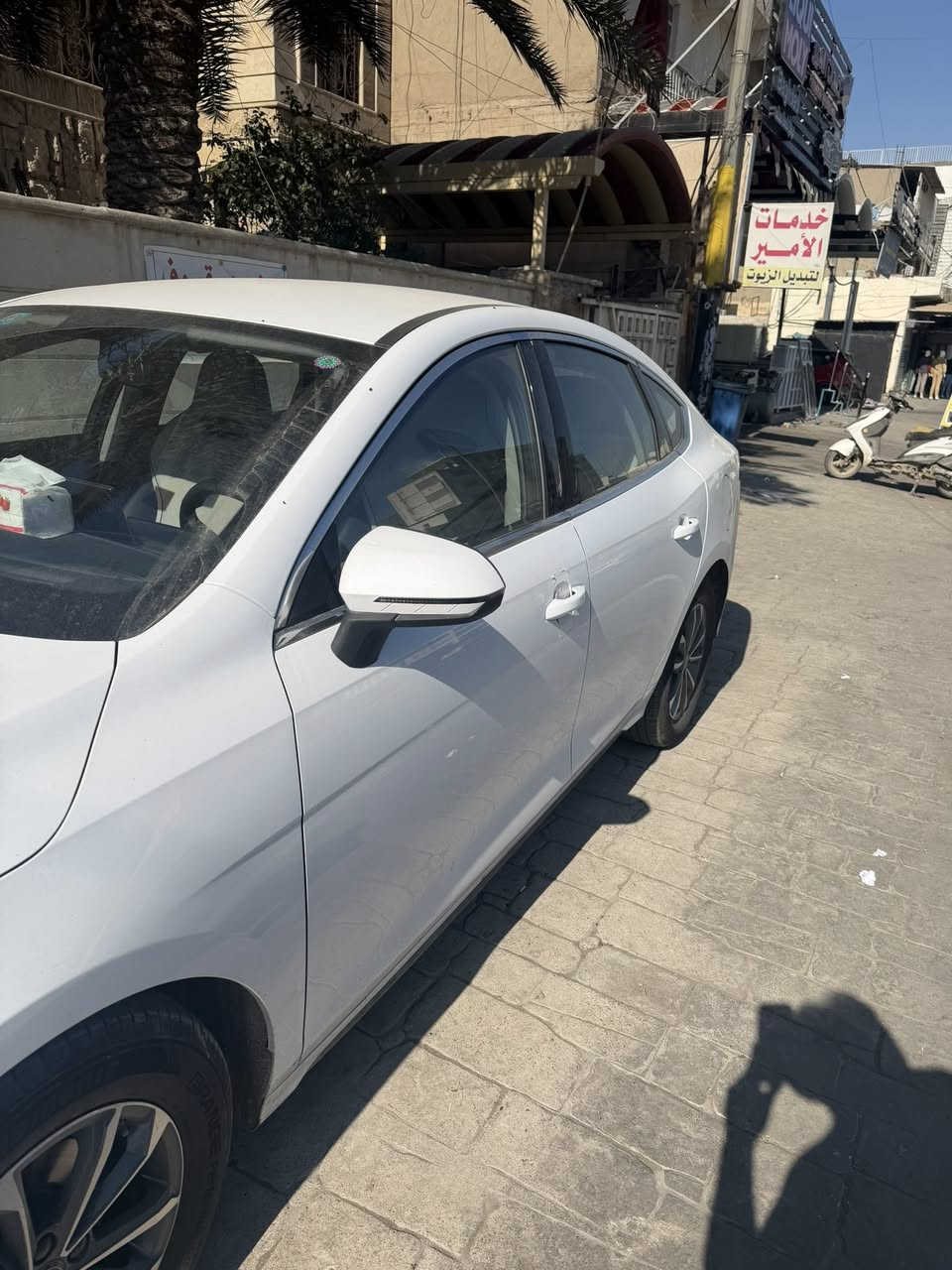 السلام عليكم بي واي دي 2025 ديستروير مكفوله كفاله عامه رقم بغداد بسمي السياره مكاني ساحه عدن السعر19000 رقم ***********
