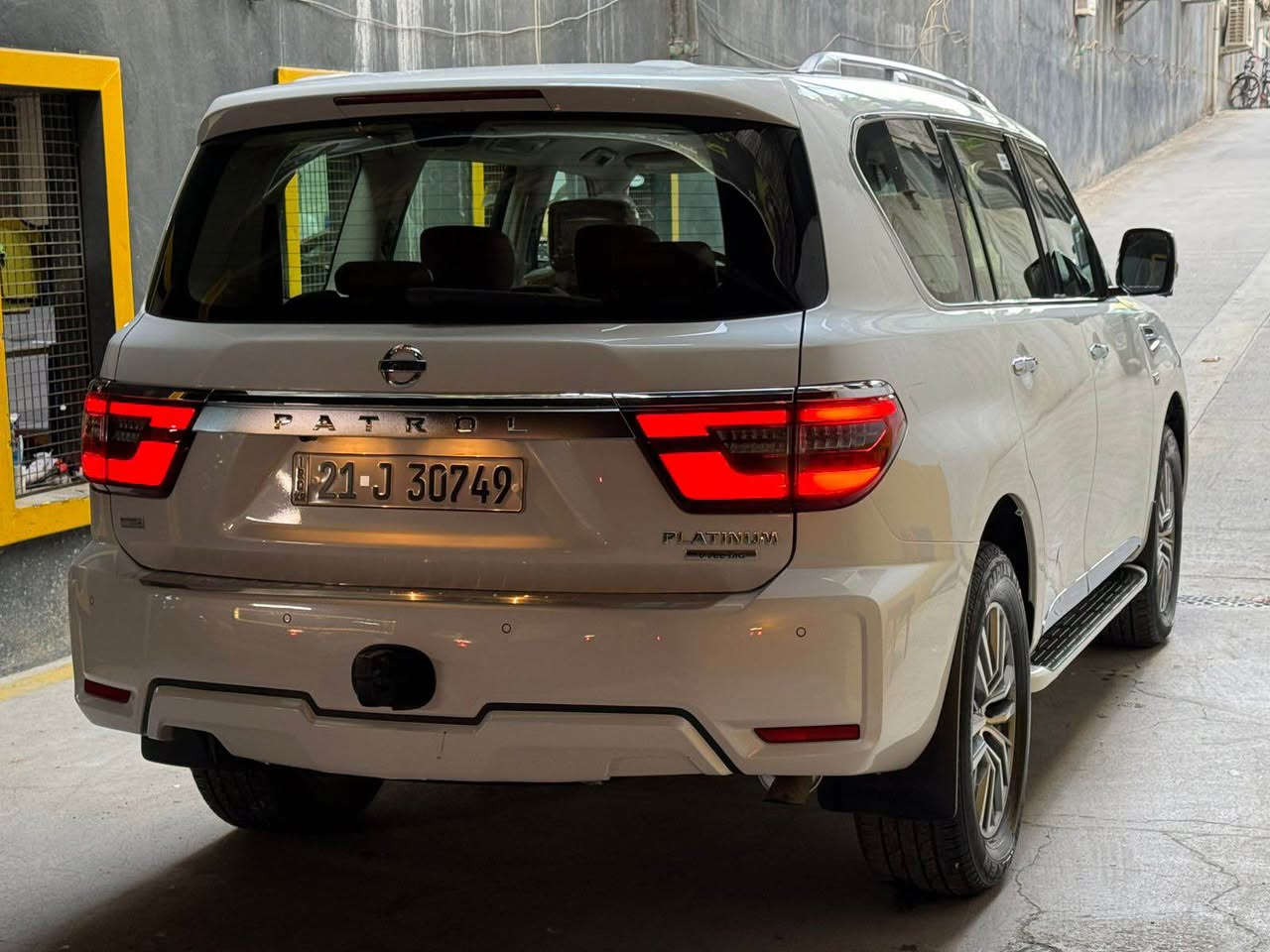 ‎سلام عليكم 

‎نيسان باترول موديل ٢٠٢١ 🇯🇵🇯🇵🇯🇵

‎سياره كفاله عامه بدون صبغ وتعديل

ماشيه ٤٨ الف كيلو 

‎مواصفات سياره فول فول بلاتينيوم اعلى شي بل باترول

‎كشنات جلد وكهرباء وتبريد 🛑
‎شاشات خلفيه بتجوه بلادي 🛑
‎ سترين  كهرباء🛑
‎صندوق كهرباء
‎محرك ٨ سلندر 🛑
‎فور ويل 🛑
‎اربع كامرات محيطيه
‎رادارات 🛑
‎حساسات ٣٦٠ درجه🛑
‎شغال 🛑
‎سياره بي هواي مواصفات 
‎ونضيفه جدا ومشي ماله قليل 

‎مكان سياره اربيل

‎السعر   ٤١٥   💵💵 
وماكو هيج سعر بل سوك لسياره هيج مشي وهيج مواصفات 
*********** ☎️☎️ أربيل, العراق
