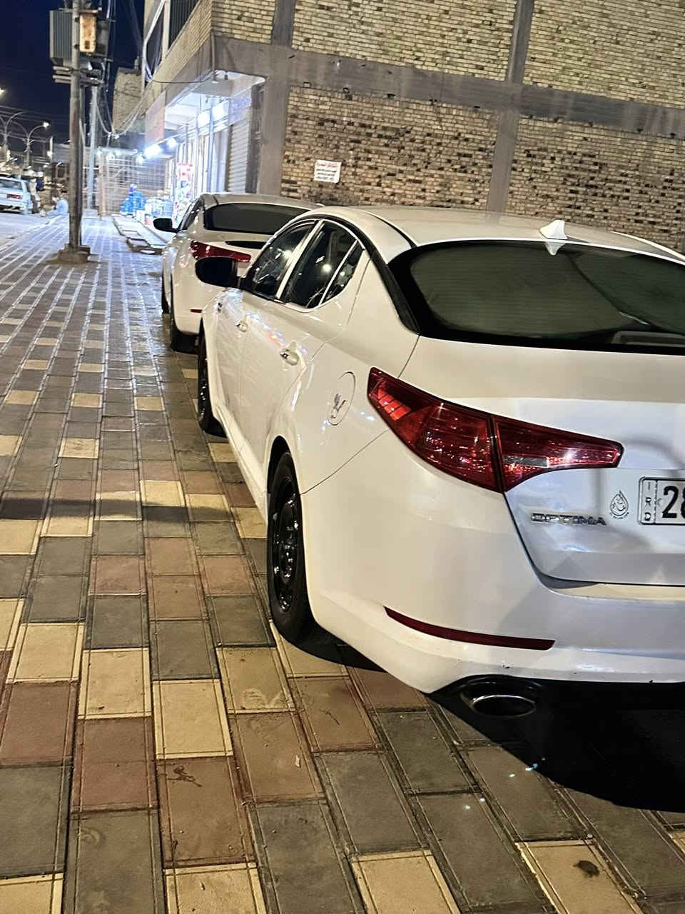 سلام عليكم
كيه اوبتيمه للبيع مكينه 2400 جي دي أي سياره تخم تاير حداديه جديده تبريد خير من الله مديل 2013 مكينه وكير خير من الله سياره بسمي مشروع وطني مداور ثاني يوم  رقم سياره أمريكي نجف  
السعر 118 وبيها مجال للشراي
مكان الناصريه شطره
الرقم ***********
